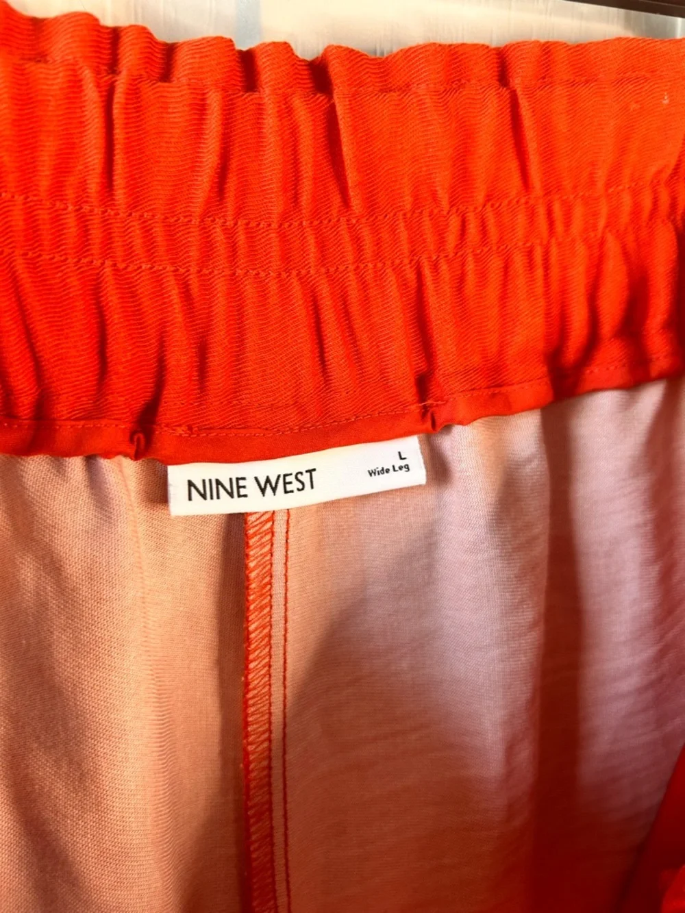 Nine West Women’s Large Clay Wide-Leg Crop Pants with White Tropical Hem Print‎